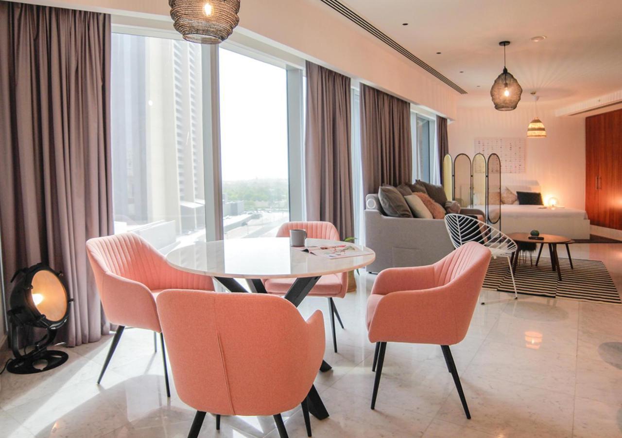 Nasma Luxury Stays - Central Park Tower Дубай Экстерьер фото