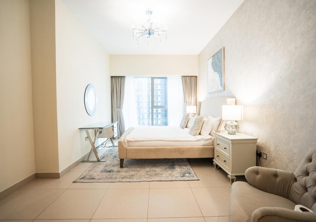 Nasma Luxury Stays - Central Park Tower Дубай Экстерьер фото