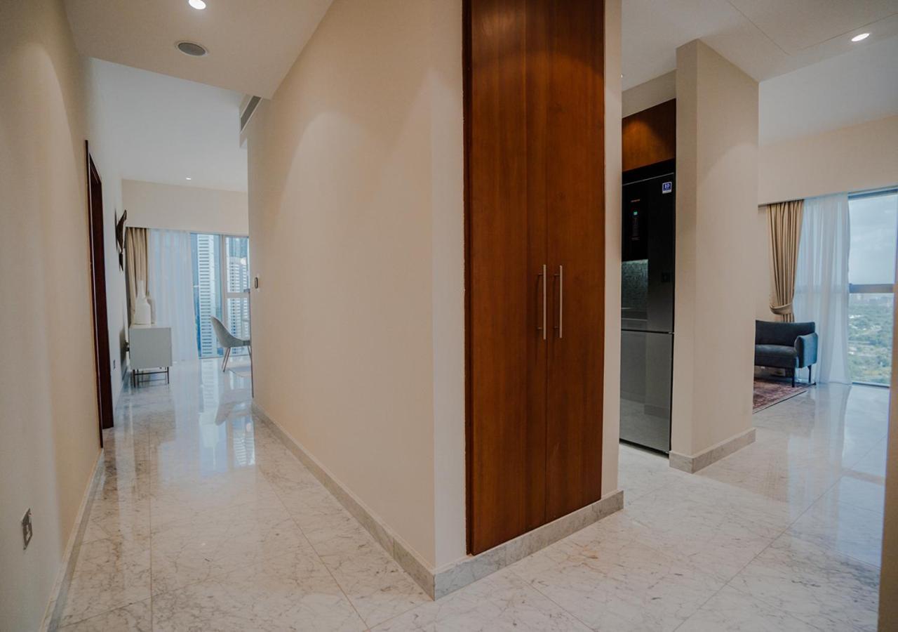 Nasma Luxury Stays - Central Park Tower Дубай Экстерьер фото